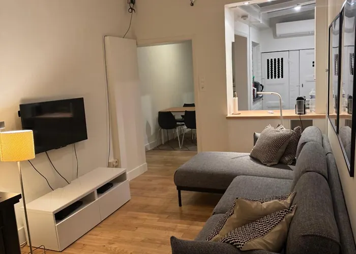 Cosy Little House